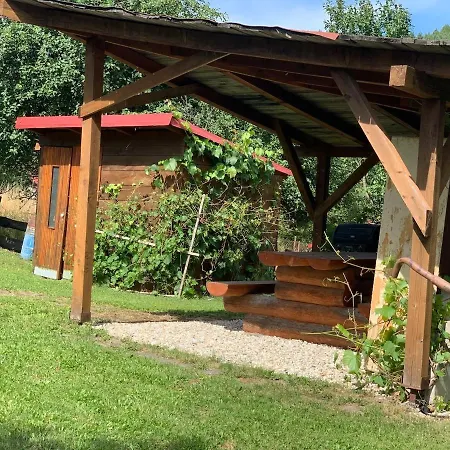 Vakantiehuis Cosy Under The Rock